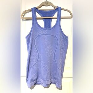 Lululemon Swiftly Tech Racerback Tank Top 2.0 Waist Length Light Blue Sz 8
